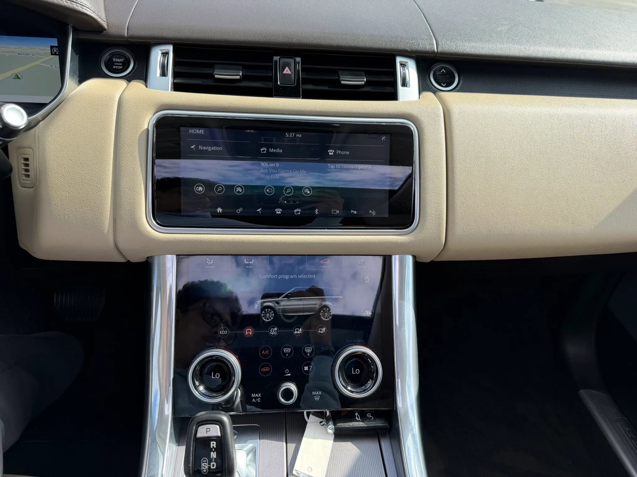 Used 2019 Land Rover Range Rover Sport HSE AWD/4WD image 18