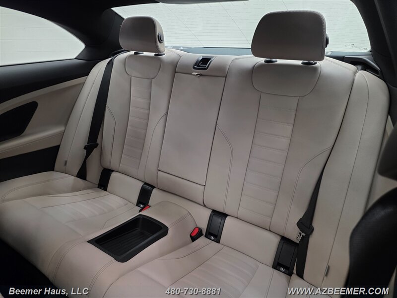 Used 2024 BMW 230i Coupe w/ Premium Package RWD image 18