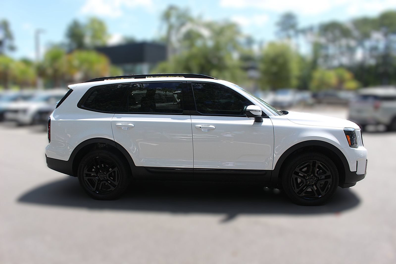 Certified 2025 Kia Telluride EX X-Line AWD/4WD image 11