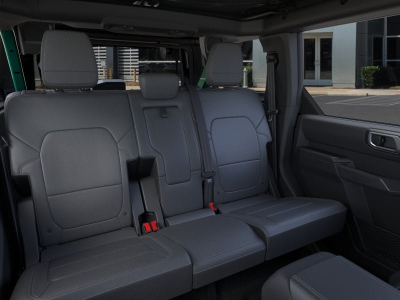 New 2025 Ford Bronco Badlands w/ Sasquatch Package AWD/4WD image 11
