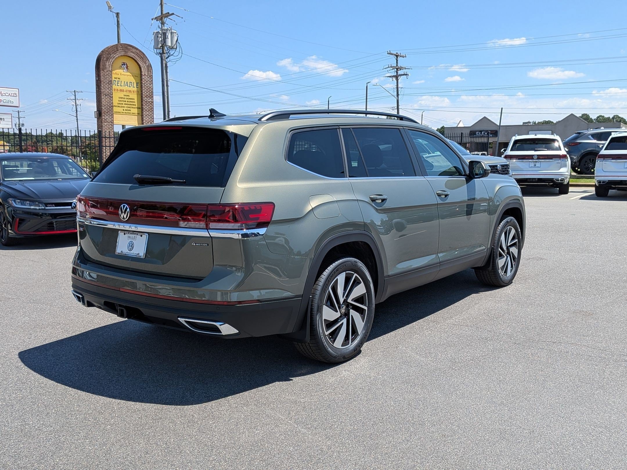 New 2026 Volkswagen Atlas SE AWD/4WD image 3