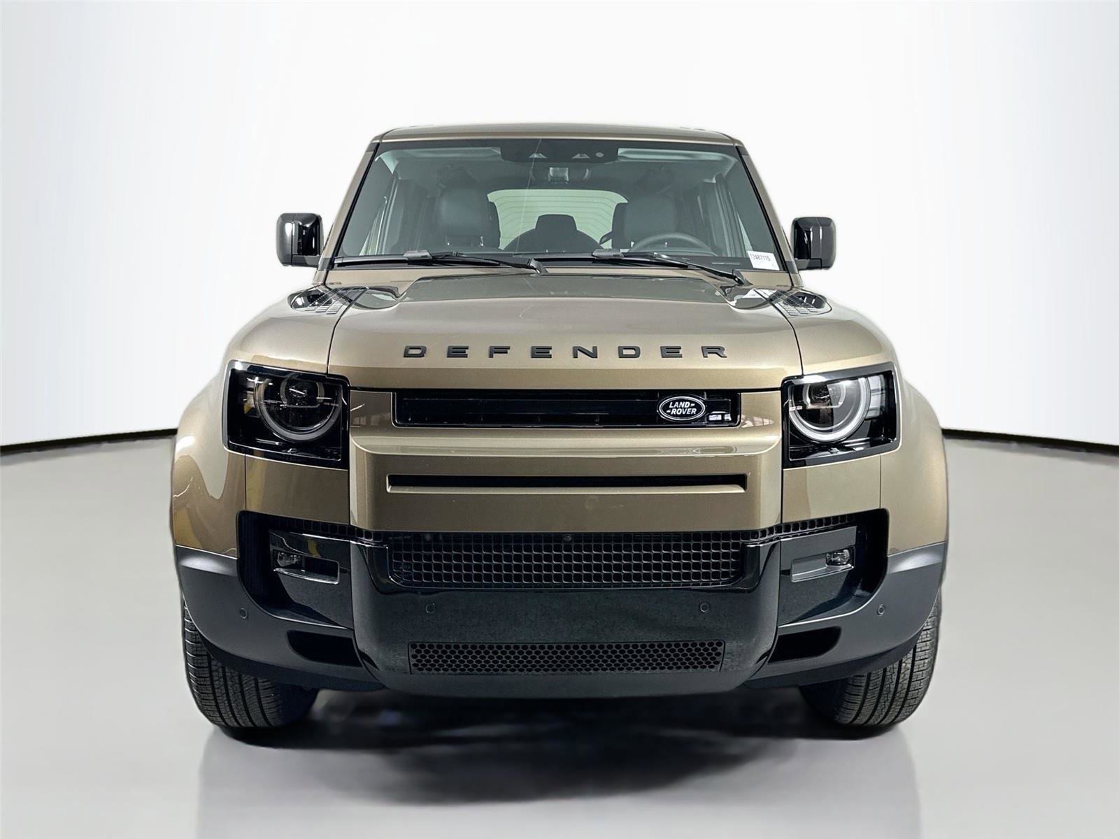 Used 2026 Land Rover Defender 110 S AWD/4WD image 2