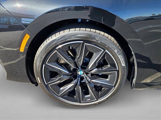 New 2026 BMW 740i w/ Premium Package RWD image 10