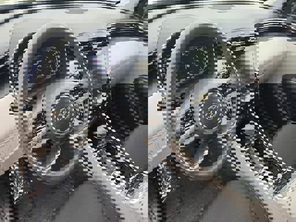 Used 2024 Hyundai Tucson SEL FWD image 11