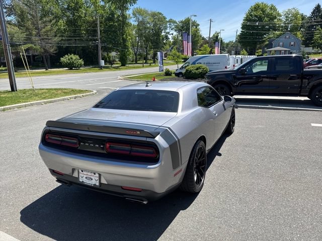 Used 2017 Dodge Challenger R/T Scat Pack RWD image 6