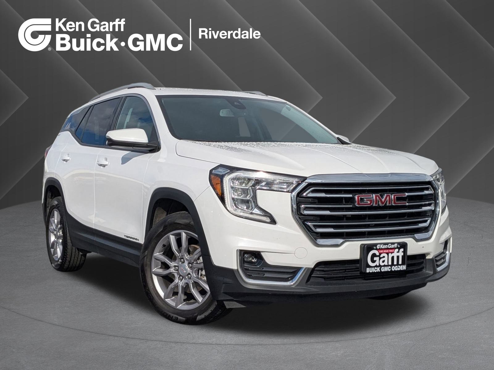 Used 2022 GMC Terrain SLT