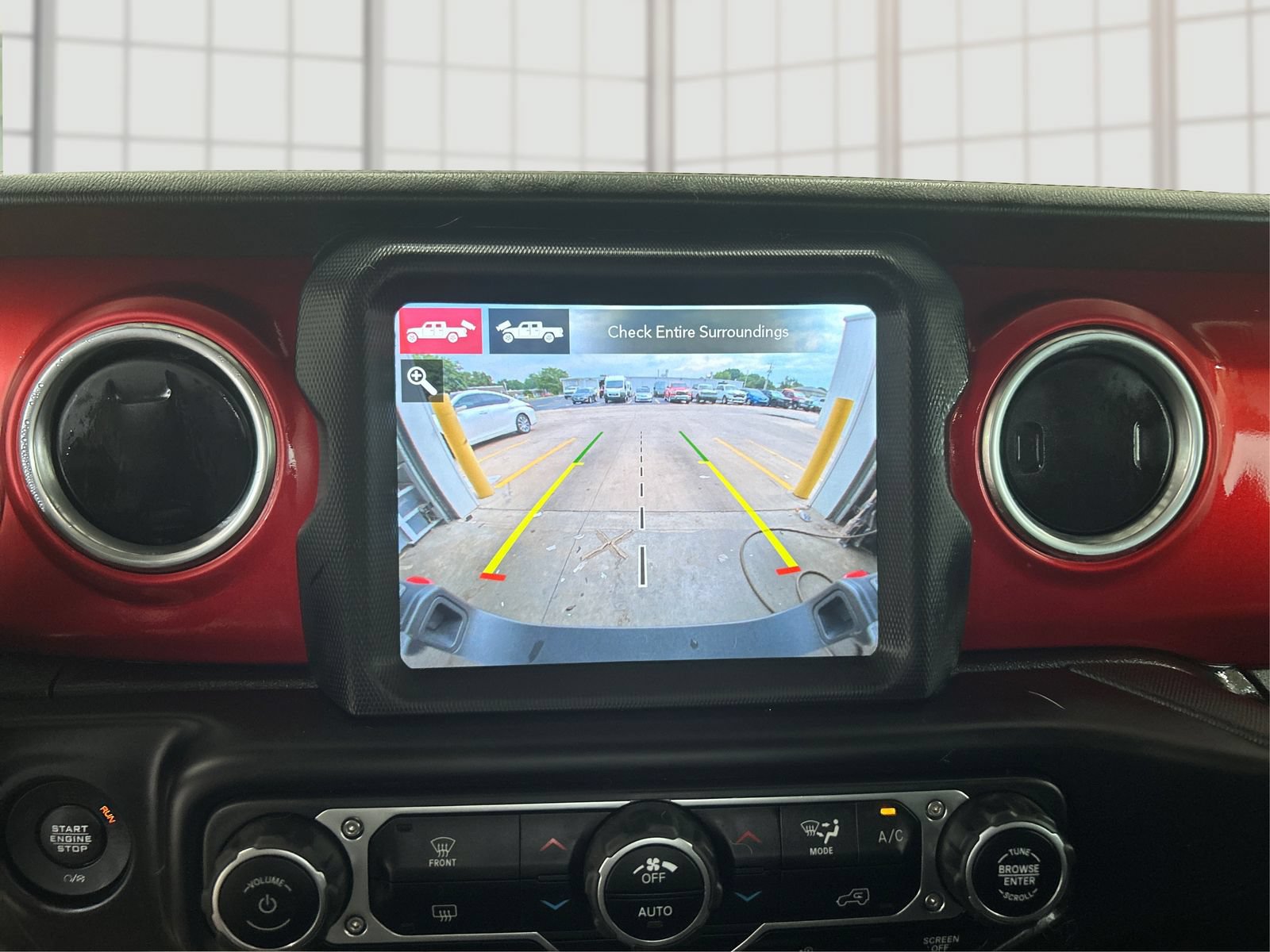Used 2020 Jeep Gladiator Rubicon AWD/4WD image 25