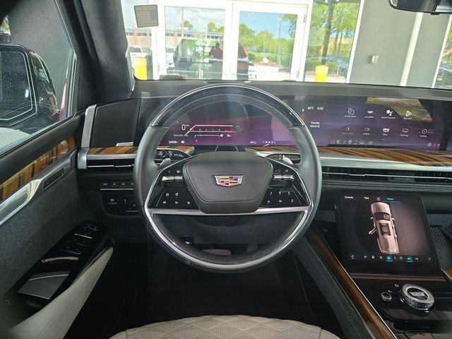 Certified 2025 Cadillac Escalade Sport Platinum AWD/4WD image 12