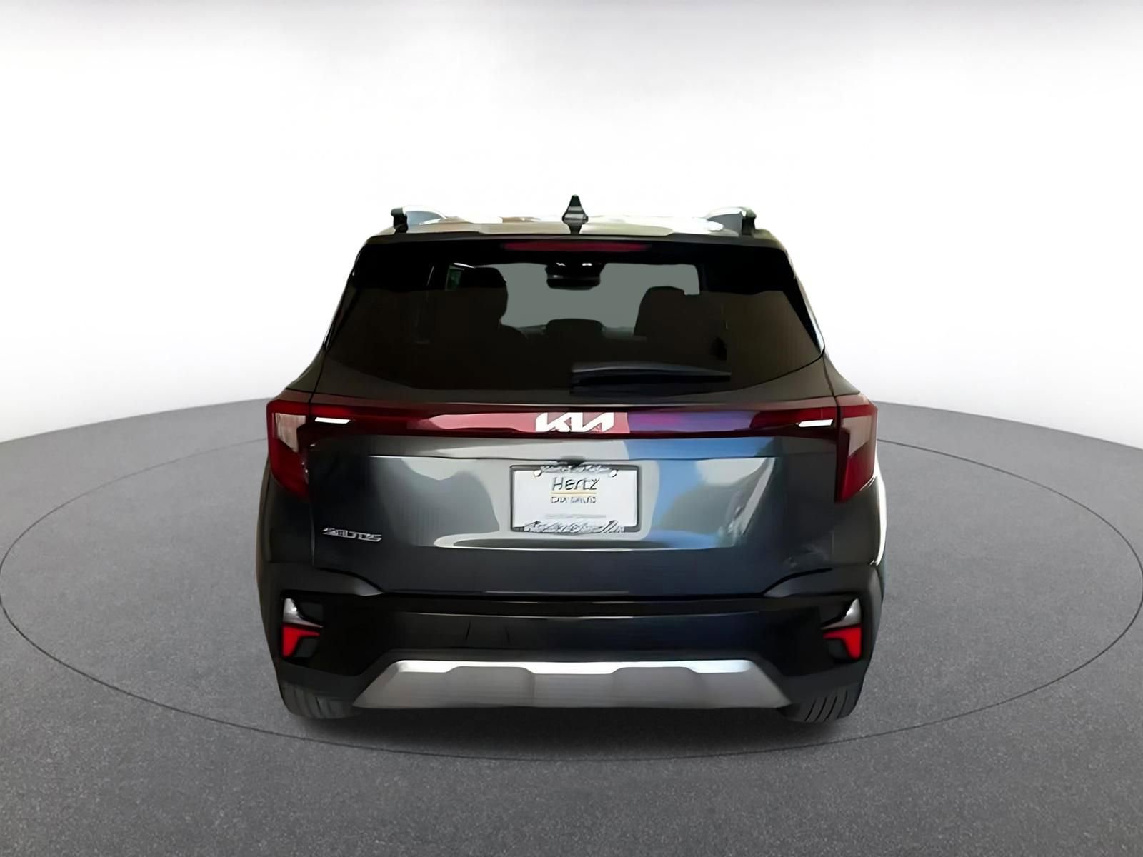 Used 2025 Kia Seltos S FWD image 12