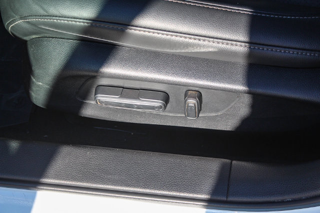 Used 2023 Honda Civic EX-L image 27