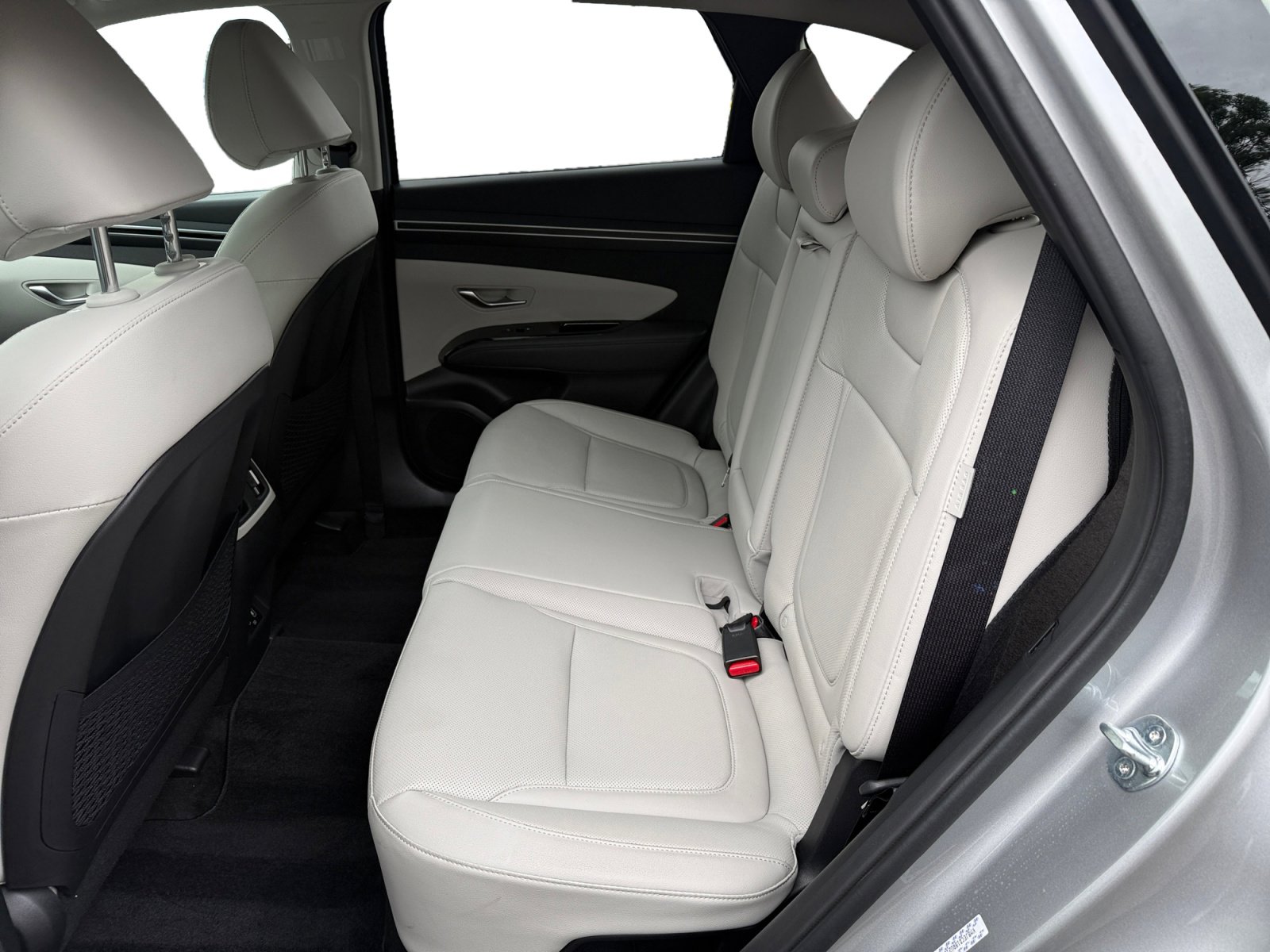 Certified 2024 Hyundai Tucson Limited AWD/4WD image 16