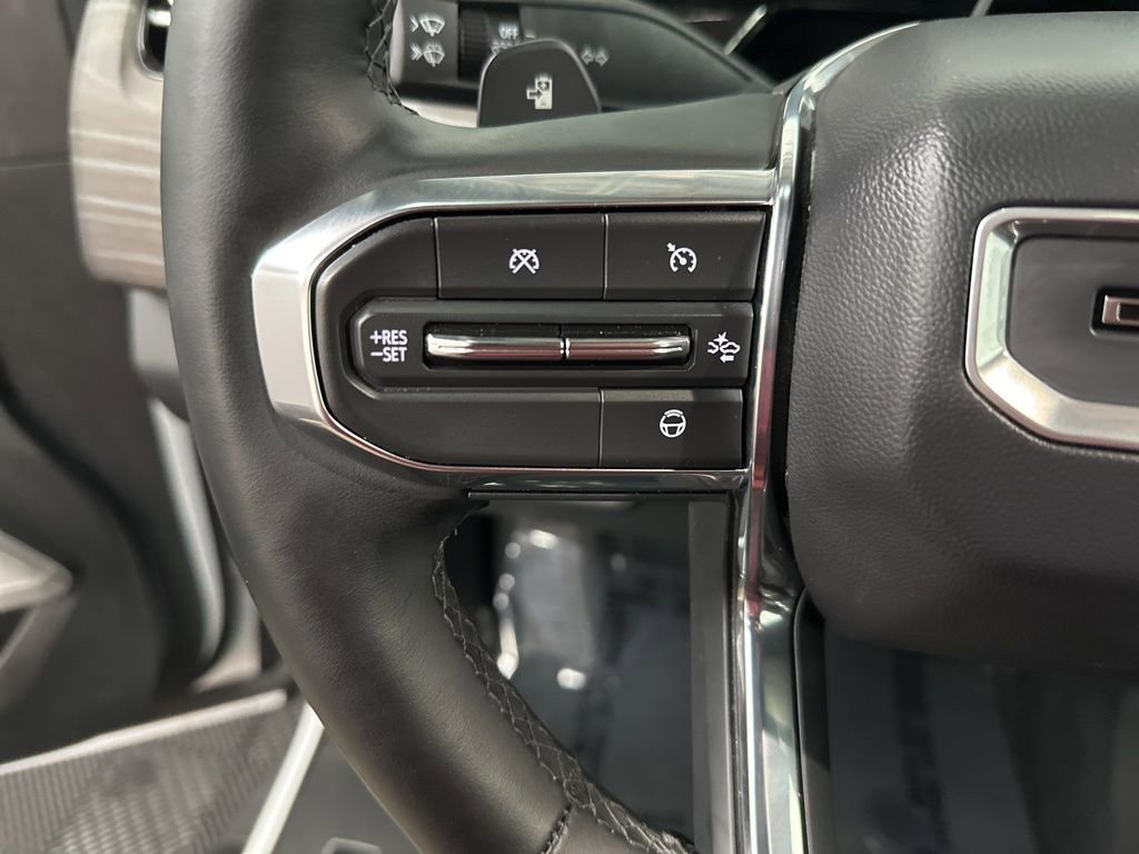 Used 2025 GMC Sierra EV Denali AWD/4WD image 17