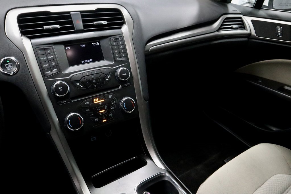 Certified 2018 Ford Fusion S image 29