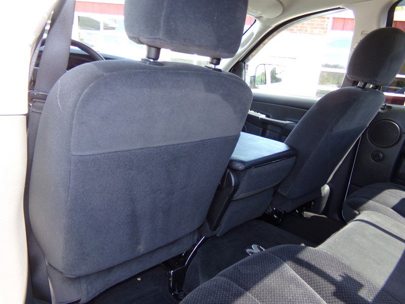 Used 2004 Dodge Ram 2500 Truck SLT w/ Trailer Tow Group image 44