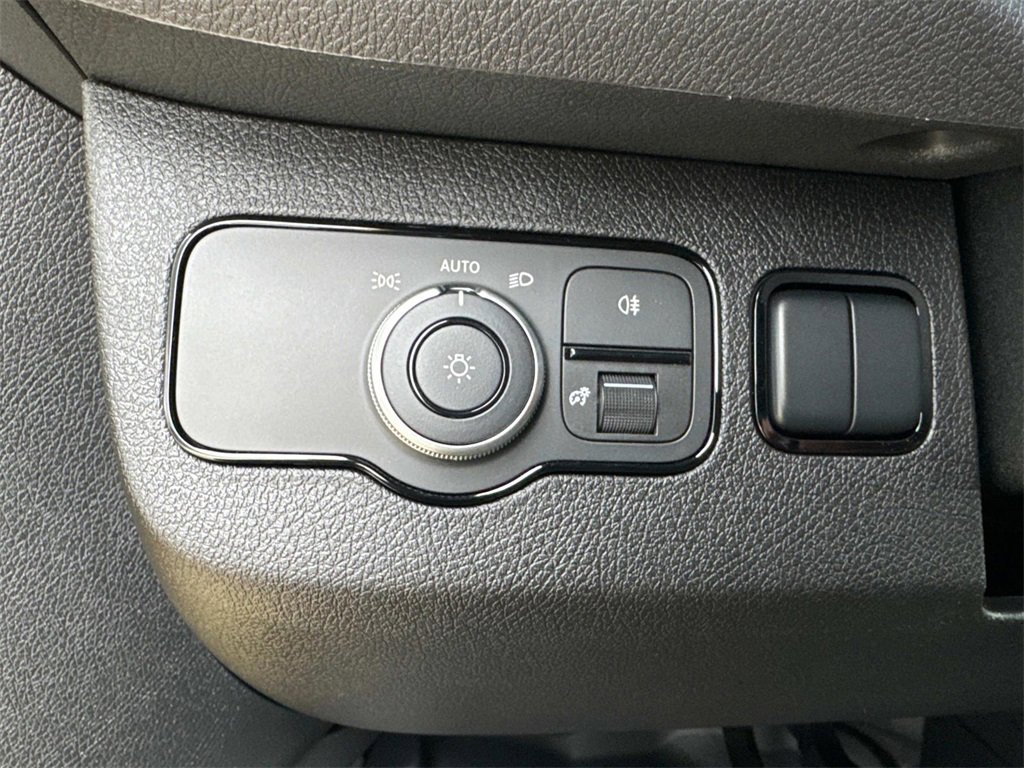 New 2025 Mercedes-Benz Sprinter 2500 image 29