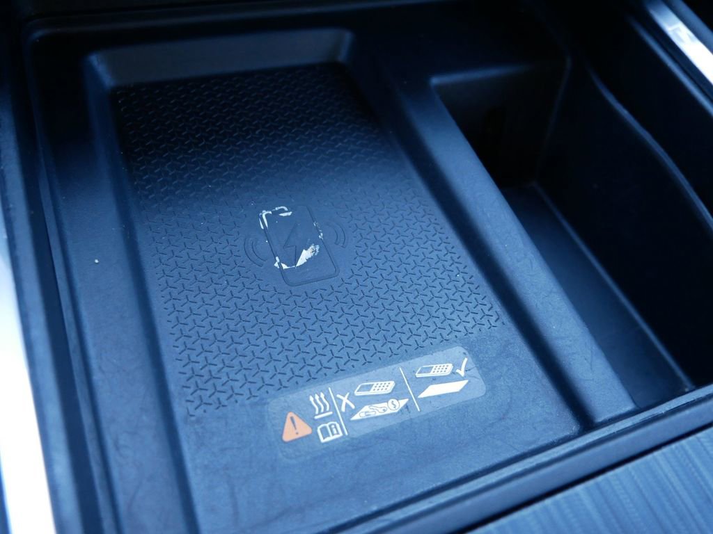 Used 2024 GMC Acadia Elevation image 20