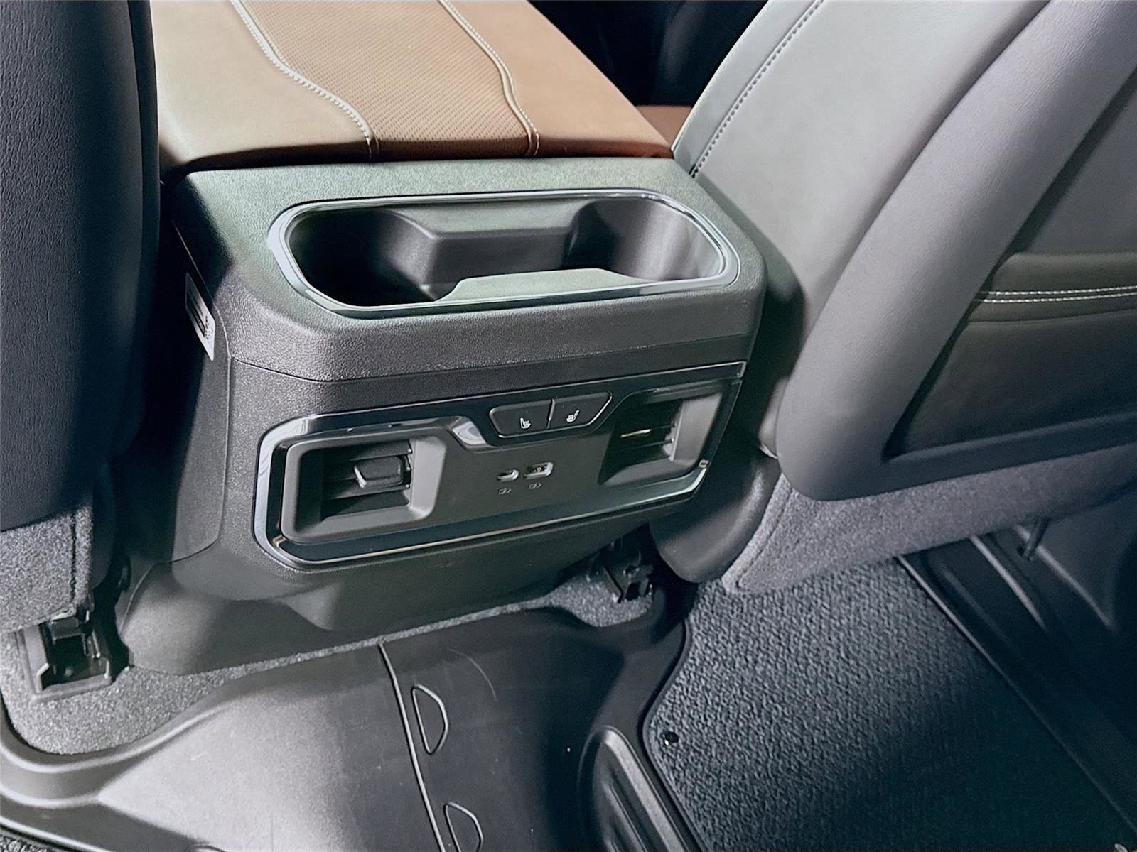 New 2026 GMC Sierra 3500 Denali Ultimate AWD/4WD image 20