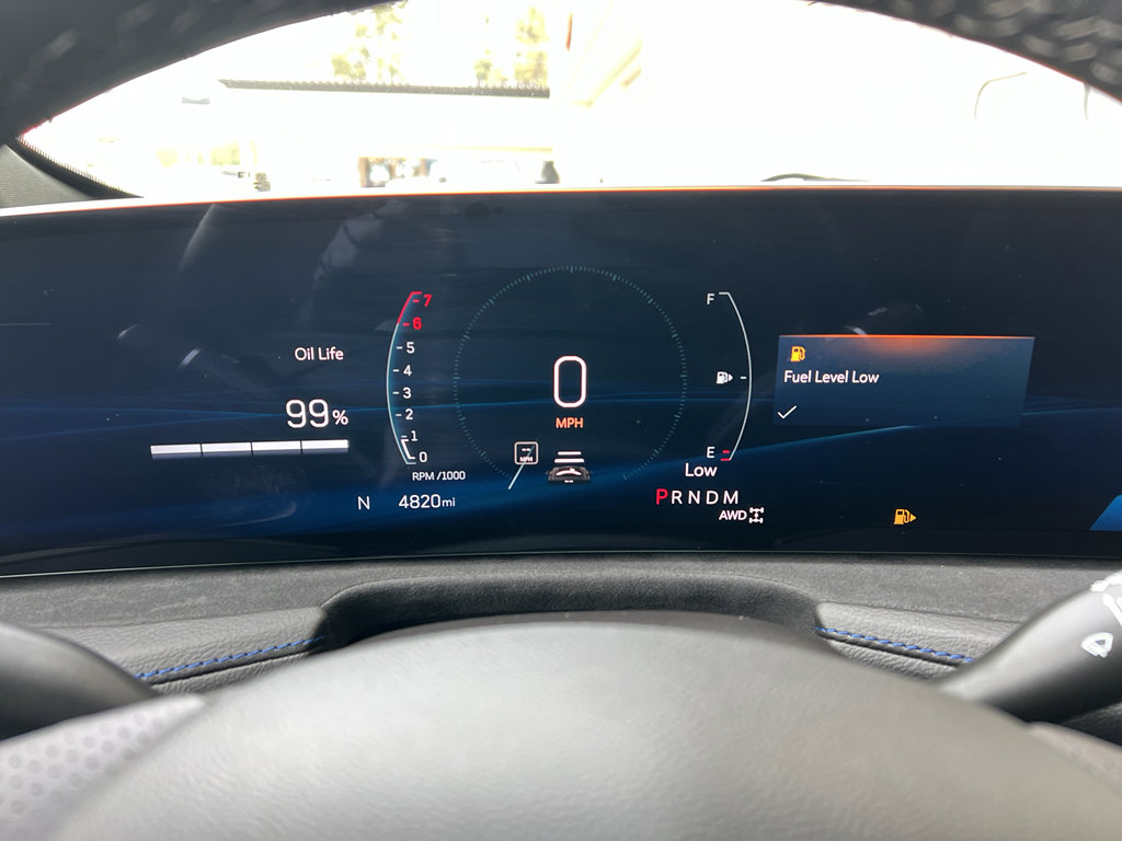 Used 2025 Cadillac XT4 Sport image 25