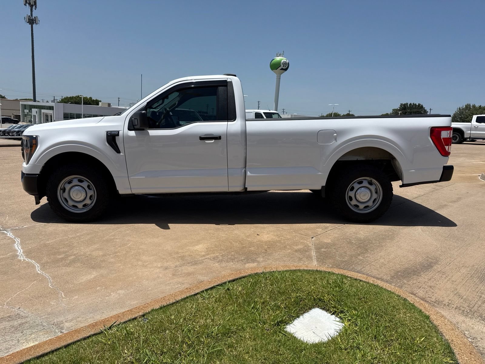 Used 2023 Ford F150 XL RWD image 4