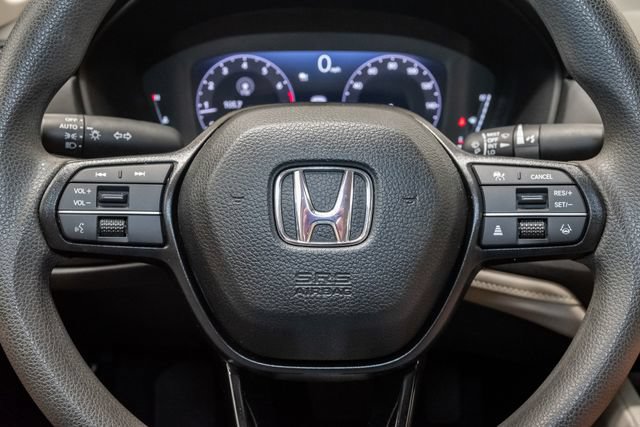Used 2025 Honda Accord SE image 11