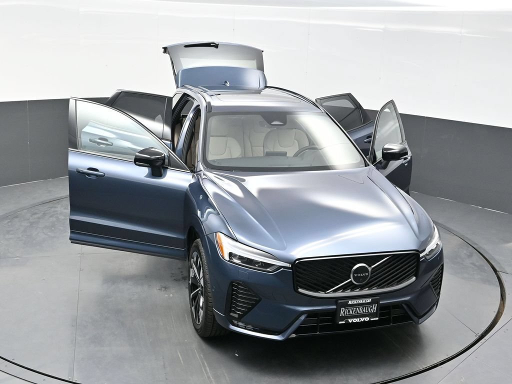 New 2026 Volvo XC60 B5 Plus w/ Climate Package AWD/4WD image 38