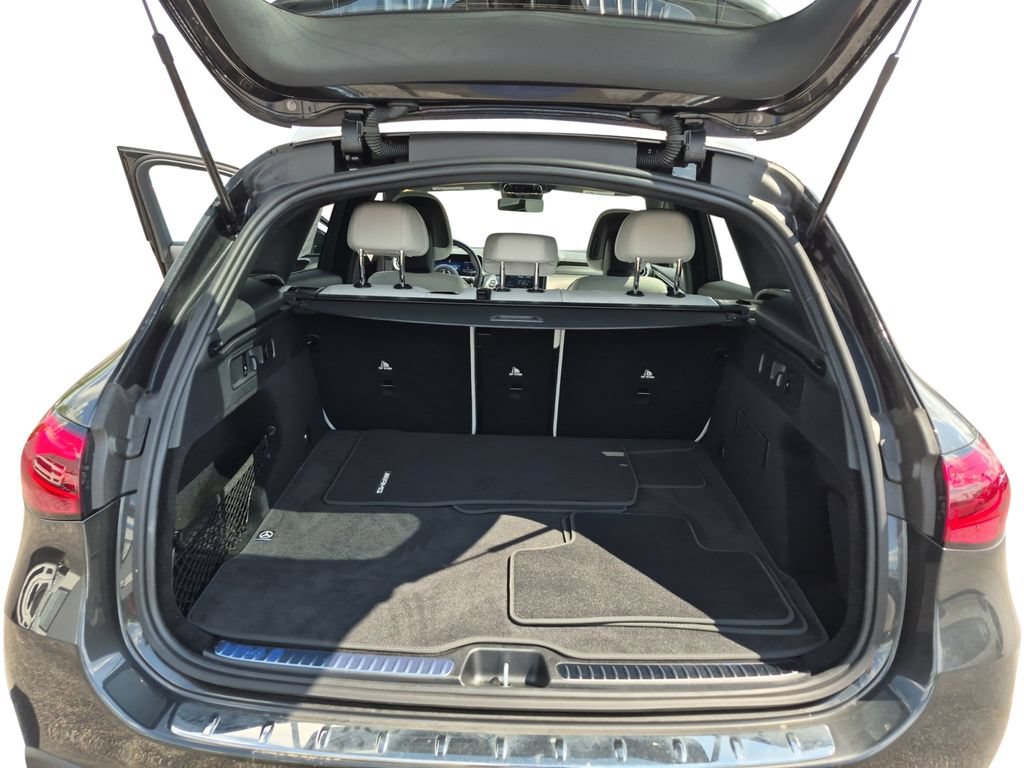 Used 2026 Mercedes-Benz GLC 300 4MATIC image 41