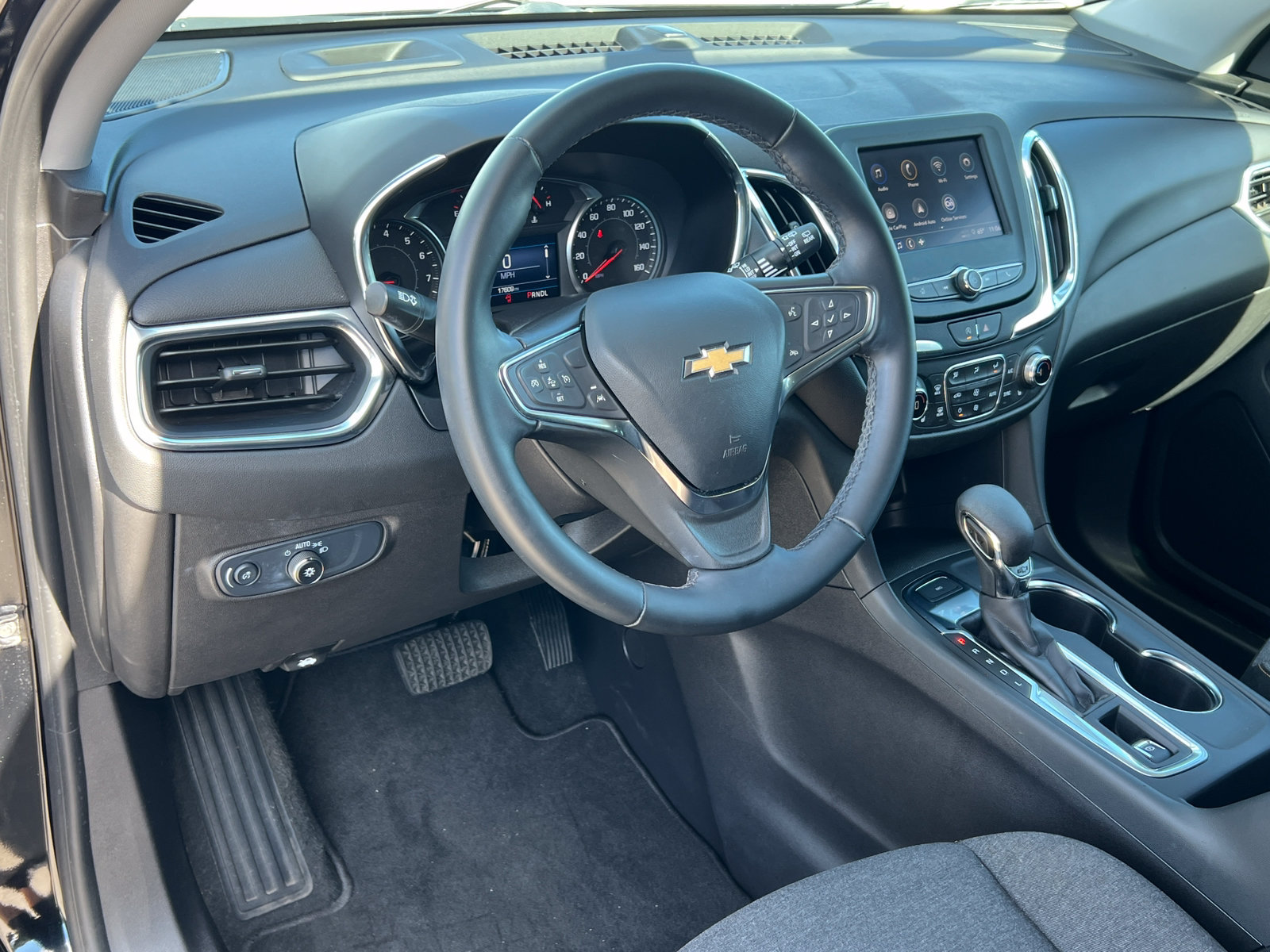 Used 2024 Chevrolet Equinox LT AWD/4WD image 19
