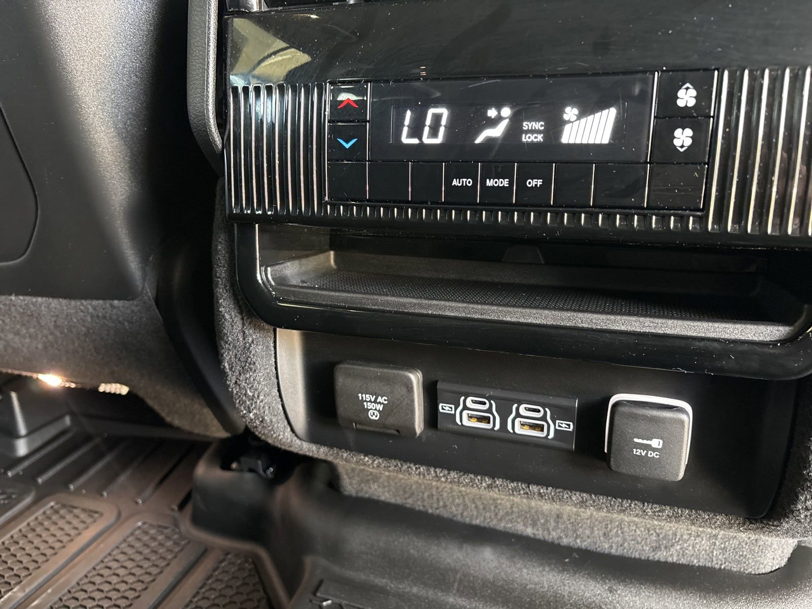 Used 2022 Jeep Wagoneer Series II image 44