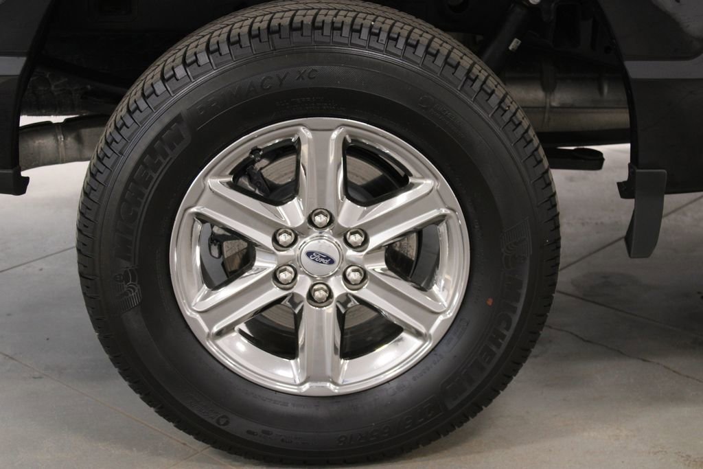 Used 2025 Ford F150 XLT w/ Equipment Group 301A Standard image 14