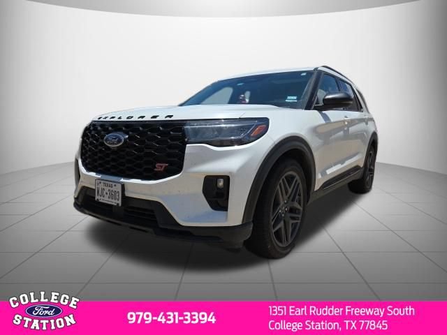 Used 2025 Ford Explorer ST w/ Sun And Sound Package AWD/4WD image 3