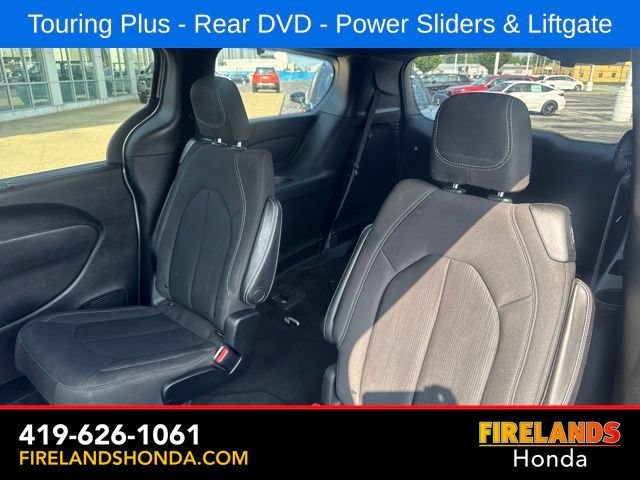 Used 2019 Chrysler Pacifica Touring Plus w/ S Appearance Package FWD image 27