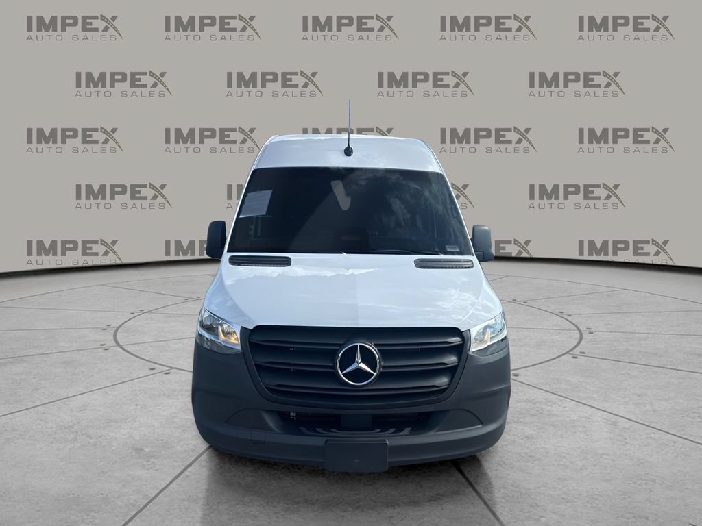 Used 2025 Mercedes-Benz Sprinter 2500 image 8