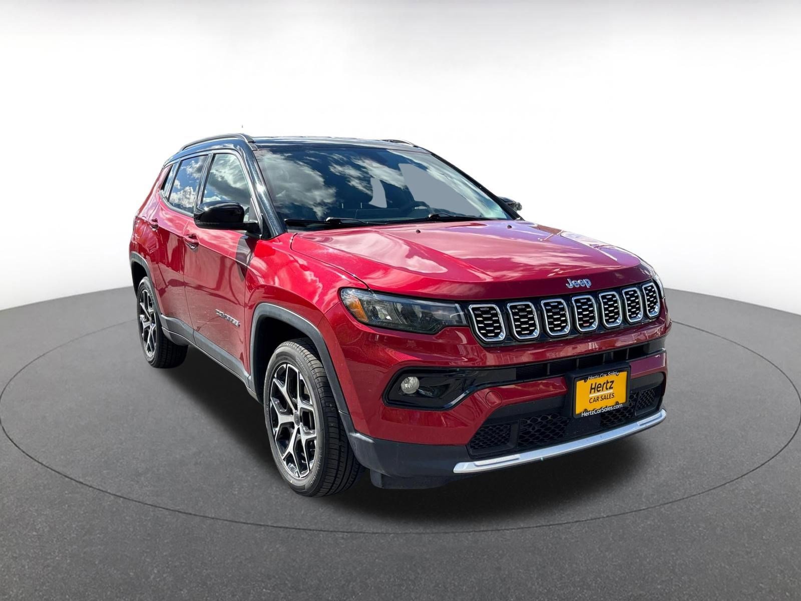Used 2025 Jeep Compass Limited image 1