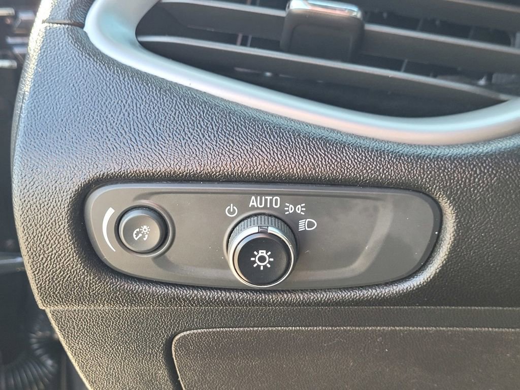 Used 2023 Chevrolet Malibu LT image 27