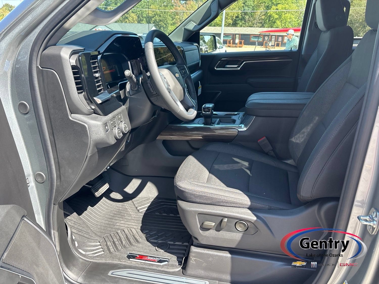 New 2026 Chevrolet Silverado 1500 LT AWD/4WD image 14