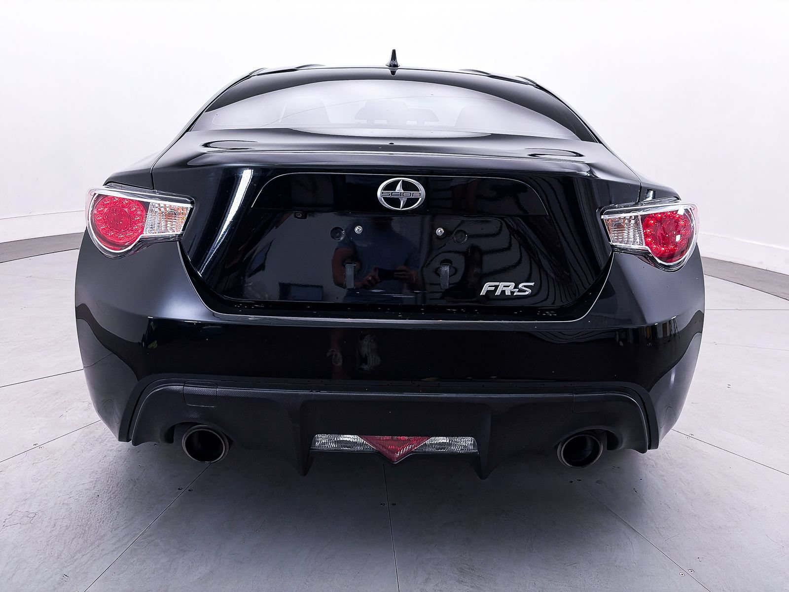 Used 2016 Scion FR-S RWD image 10
