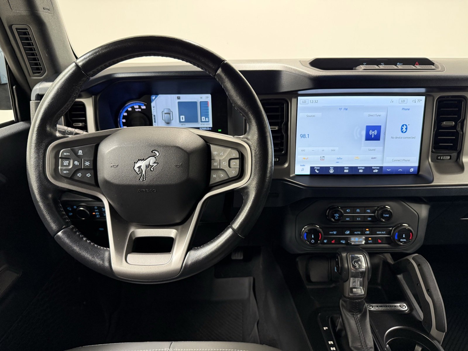 Used 2022 Ford Bronco Outer Banks image 26