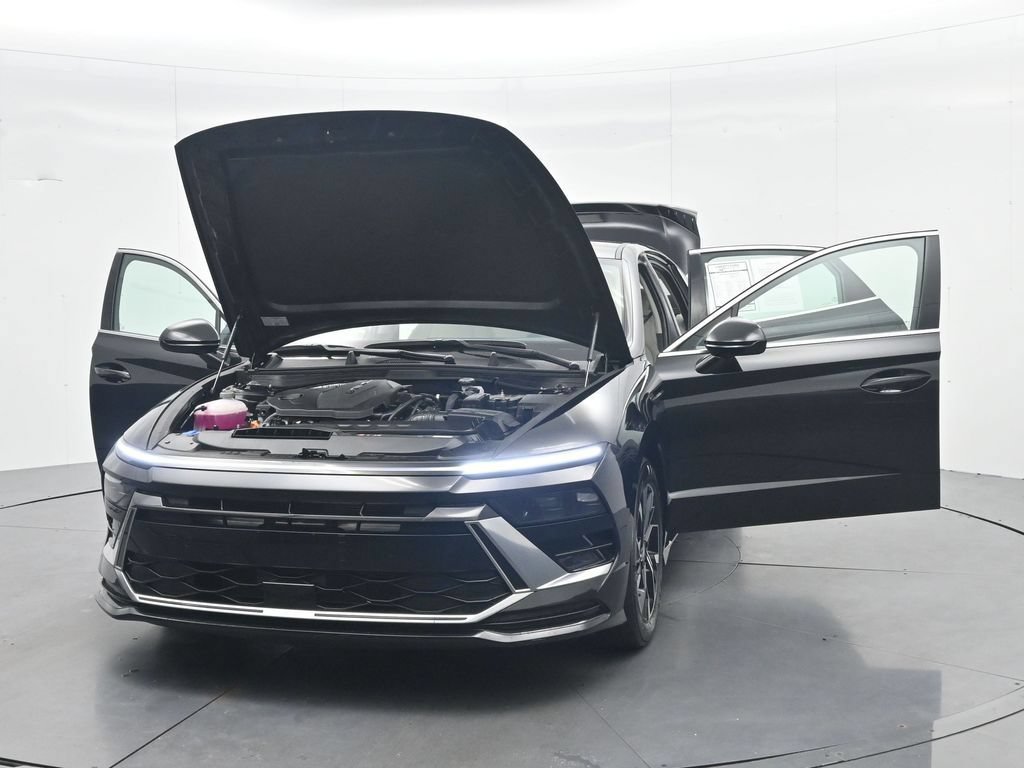 Used 2025 Hyundai Sonata SEL FWD image 49