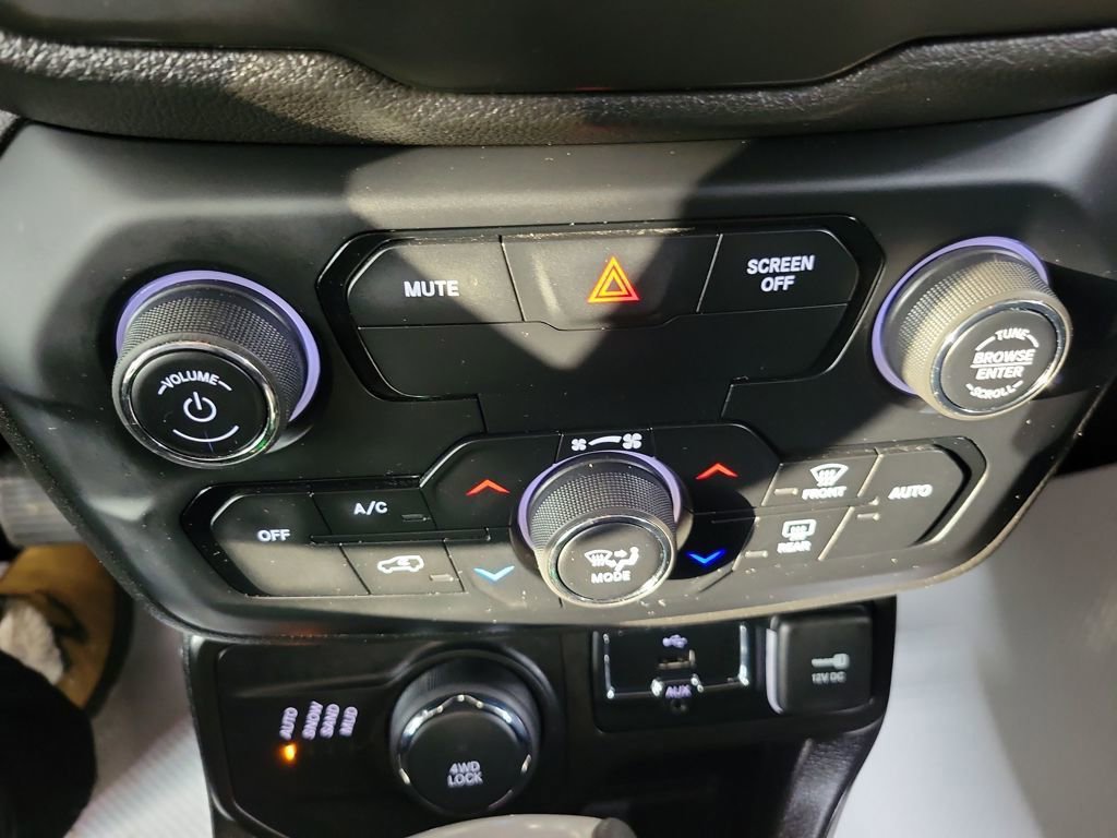 Used 2019 Jeep Renegade Latitude image 47