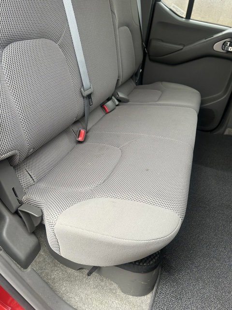 Used 2012 Nissan Frontier SV w/ SV Premium Utility Pkg image 19