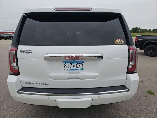 Used 2018 GMC Yukon XL Denali w/ Open Road Package image 4