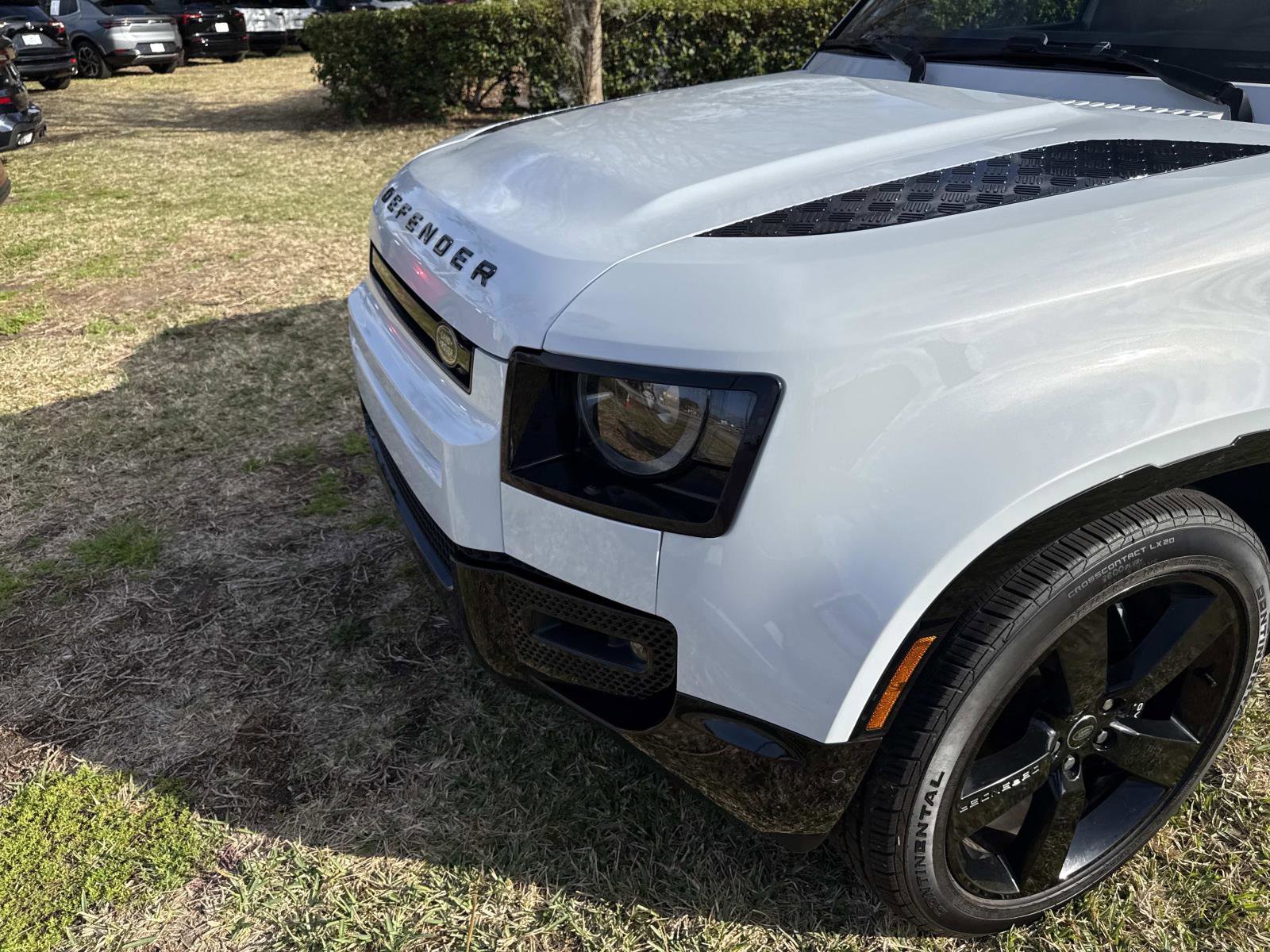 Used 2023 Land Rover Defender 110 V8 image 10