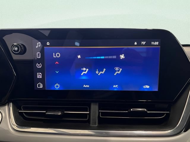 Certified 2025 Chevrolet Trax LT FWD image 18