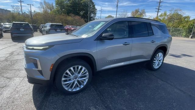 New 2026 Chevrolet Traverse LT w/ Driver Confidence Package AWD/4WD image 6