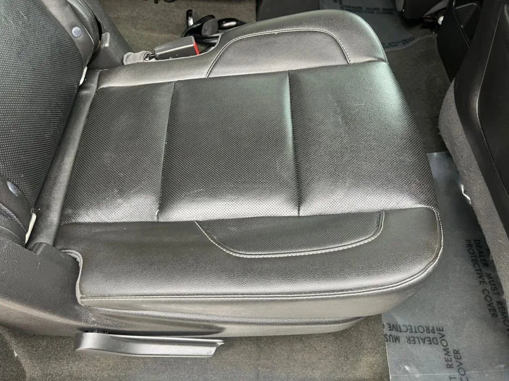 Used 2016 Chevrolet Suburban LTZ image 18