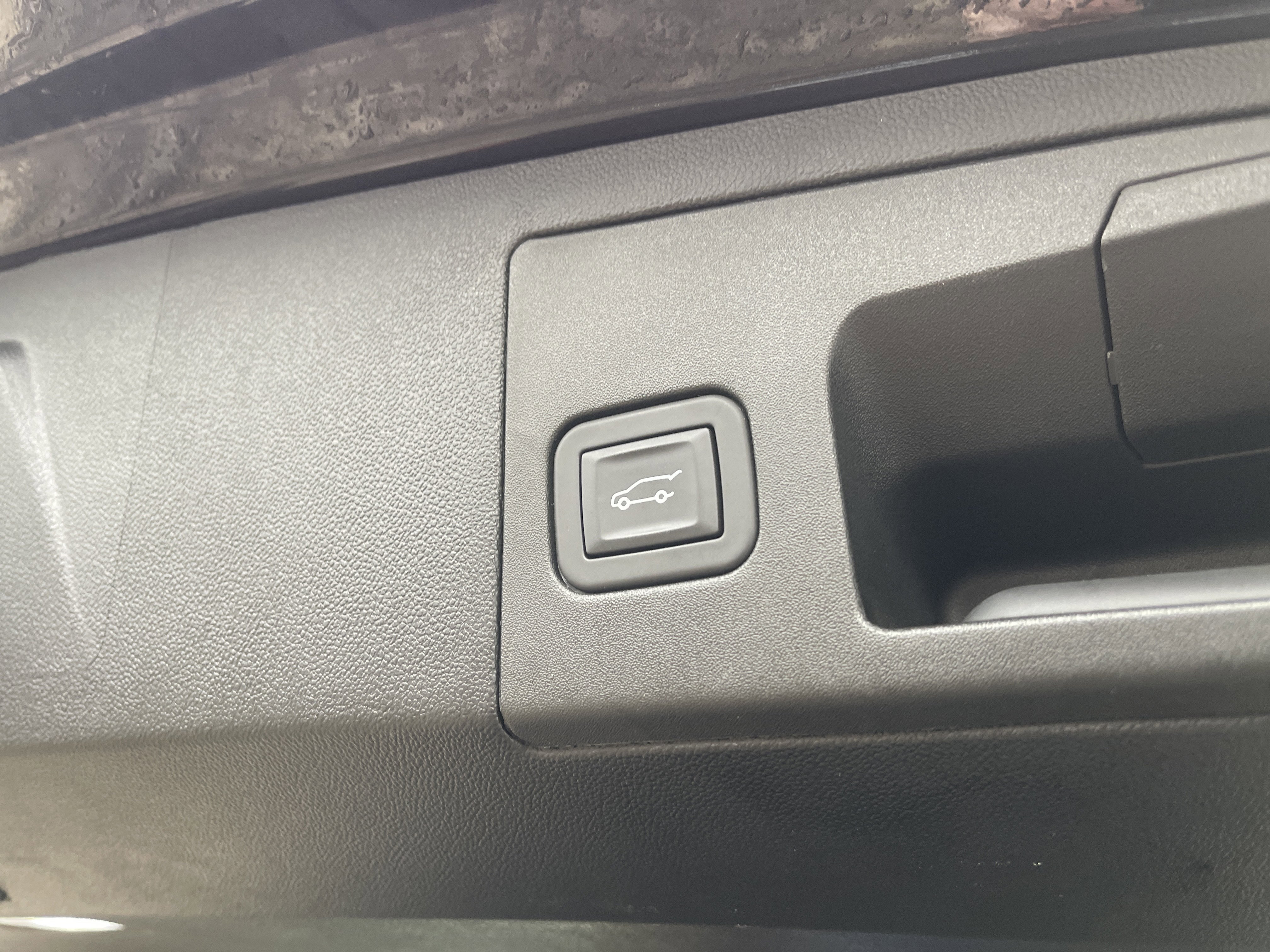 Certified 2025 Cadillac XT5 Premium Luxury image 46