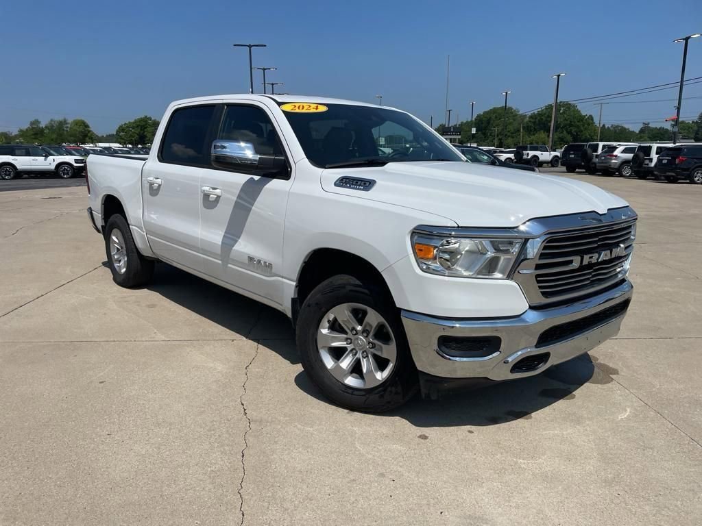 Used 2024 RAM 1500 Laramie image 10