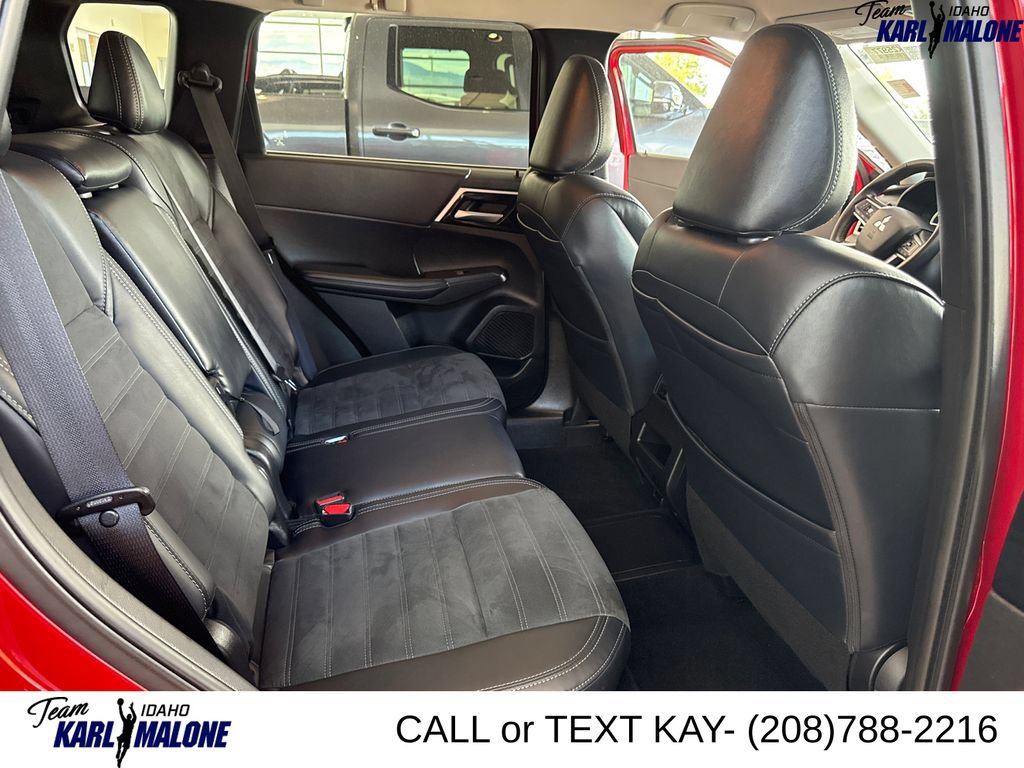 Used 2025 Mitsubishi Outlander SE AWD/4WD image 22