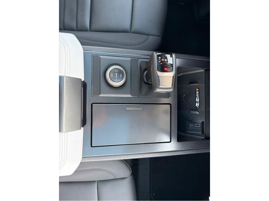 Used 2024 GMC Hummer EV 3X w/ Omega Edition AWD/4WD image 20