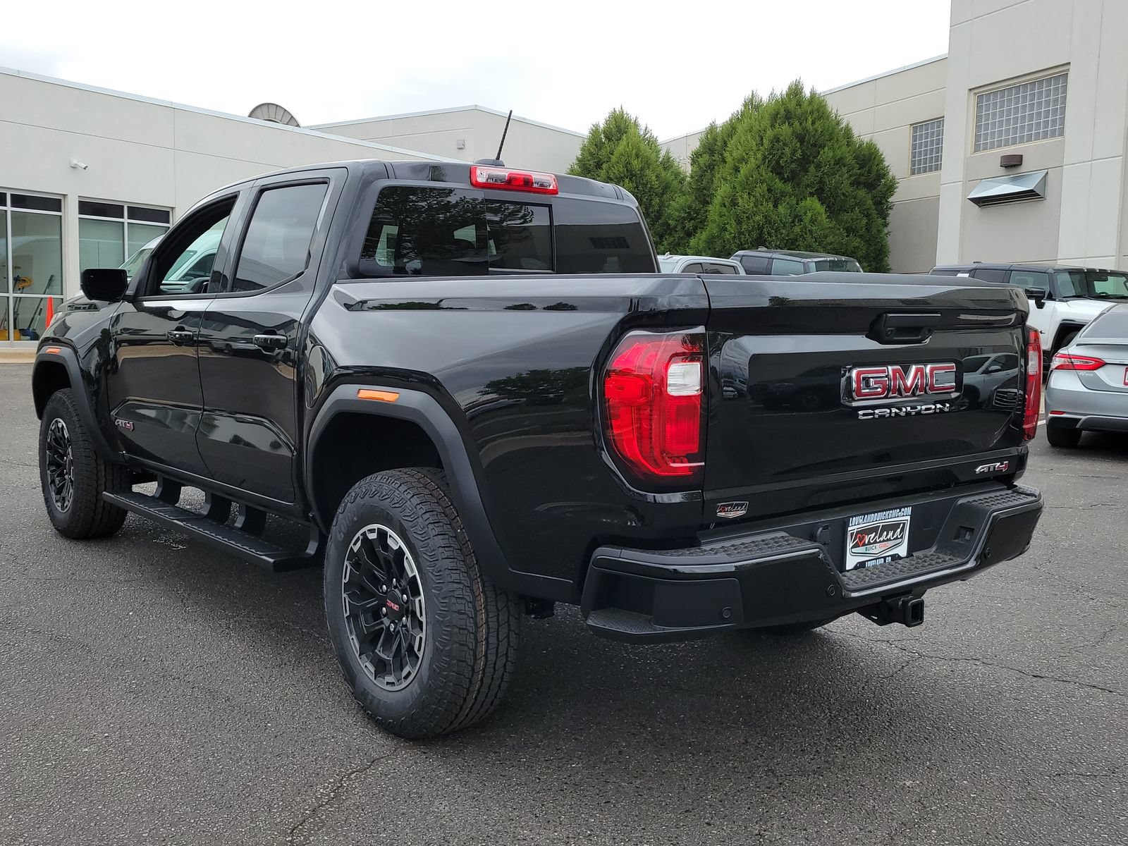 New 2026 GMC Canyon AT4 w/ Technology Plus Package AWD/4WD image 5